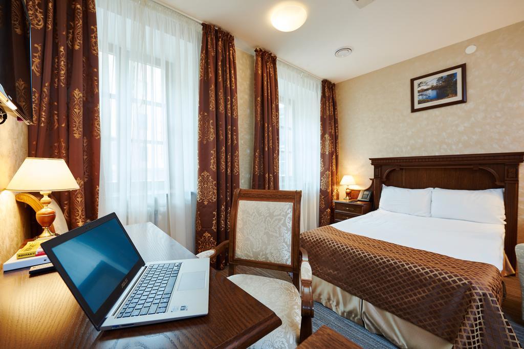 Victoria Hotel Na Zamkovoy Minsk Bagian luar foto