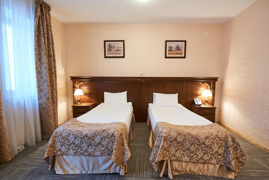 Victoria Hotel Na Zamkovoy Minsk Bagian luar foto