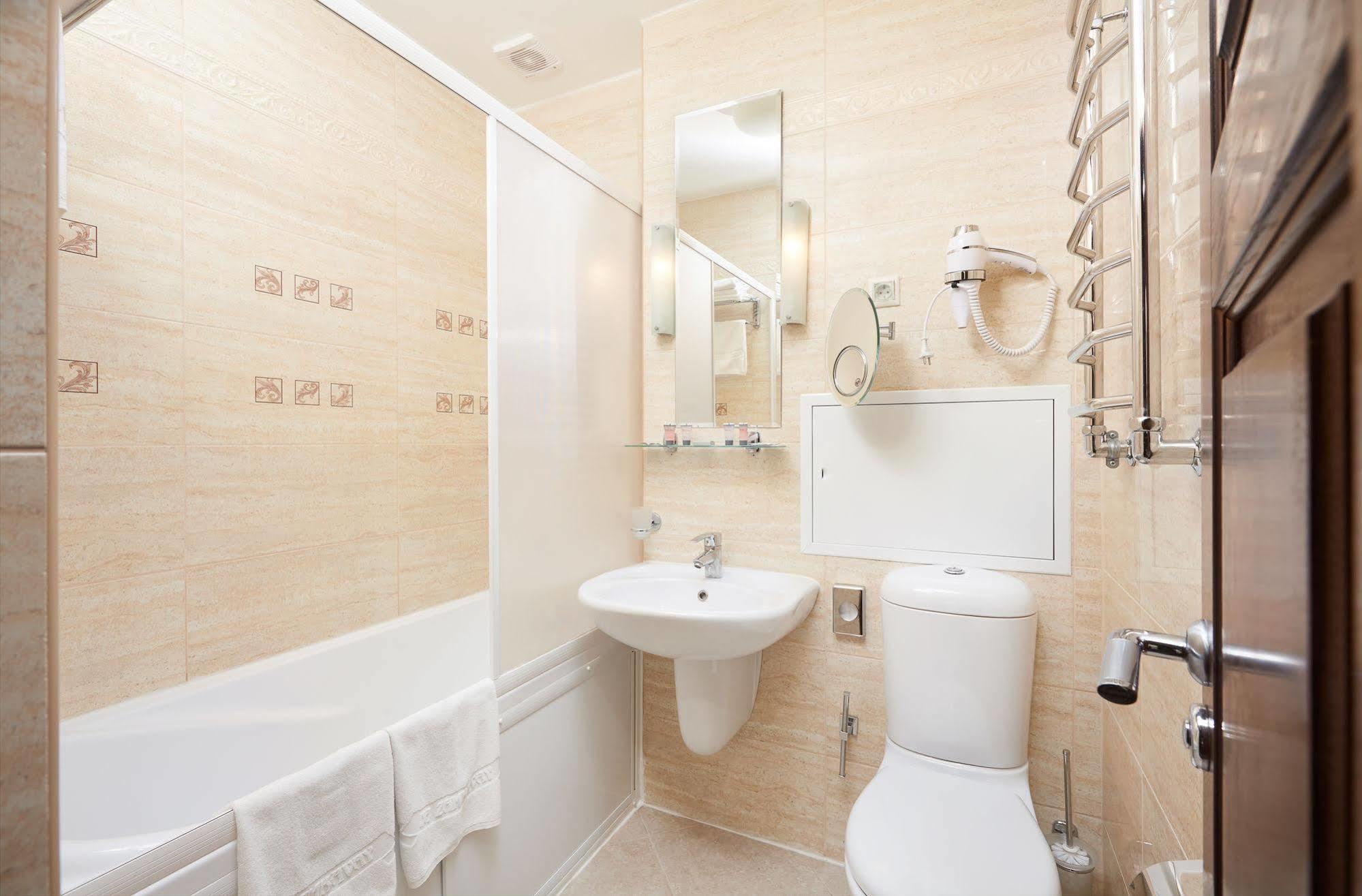 Victoria Hotel Na Zamkovoy Minsk Bagian luar foto